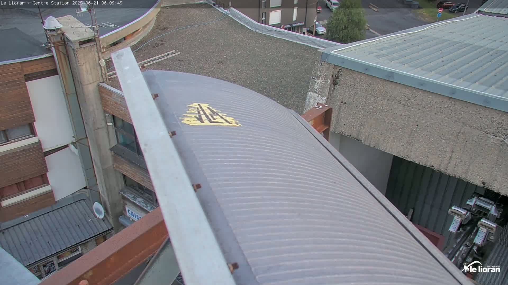 Le Lioran Ski Slopes Live Cam - Laveissiere, Cantal, Auvergne-Rhone-Alpes, France