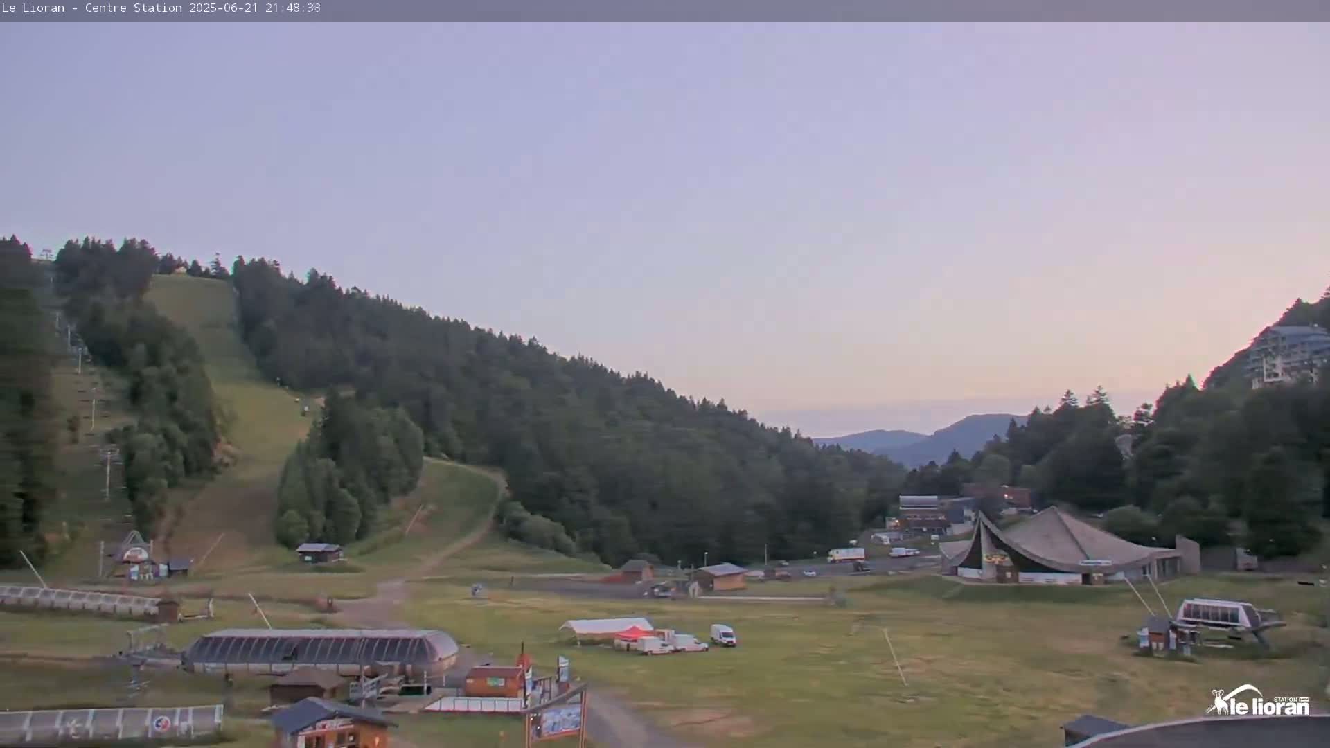 Le Lioran Ski Slopes Live Cam - Laveissiere, Cantal, Auvergne-Rhone-Alpes, France