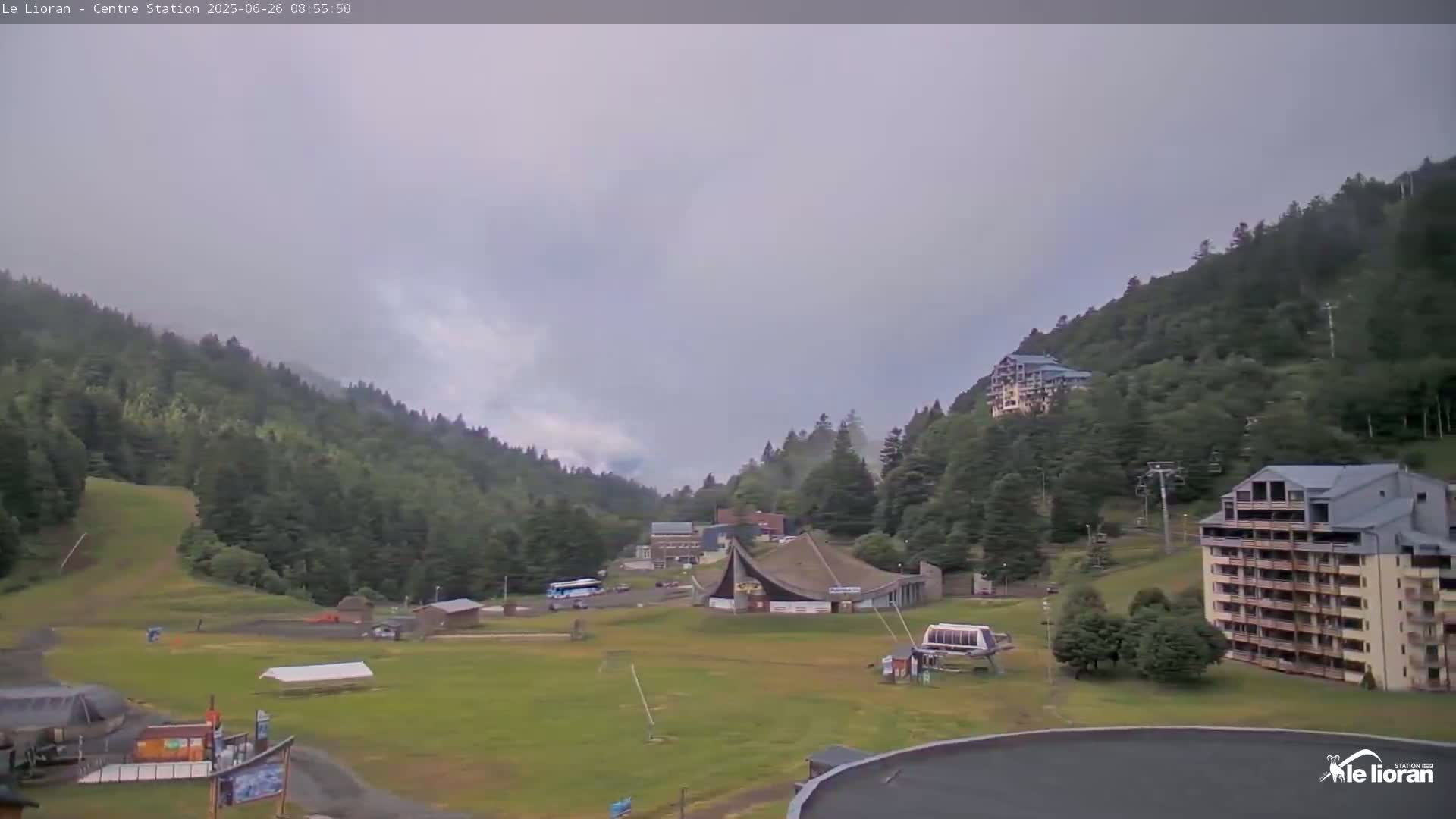 Le Lioran Ski Slopes Live Cam - Laveissiere, Cantal, Auvergne-Rhone-Alpes, France