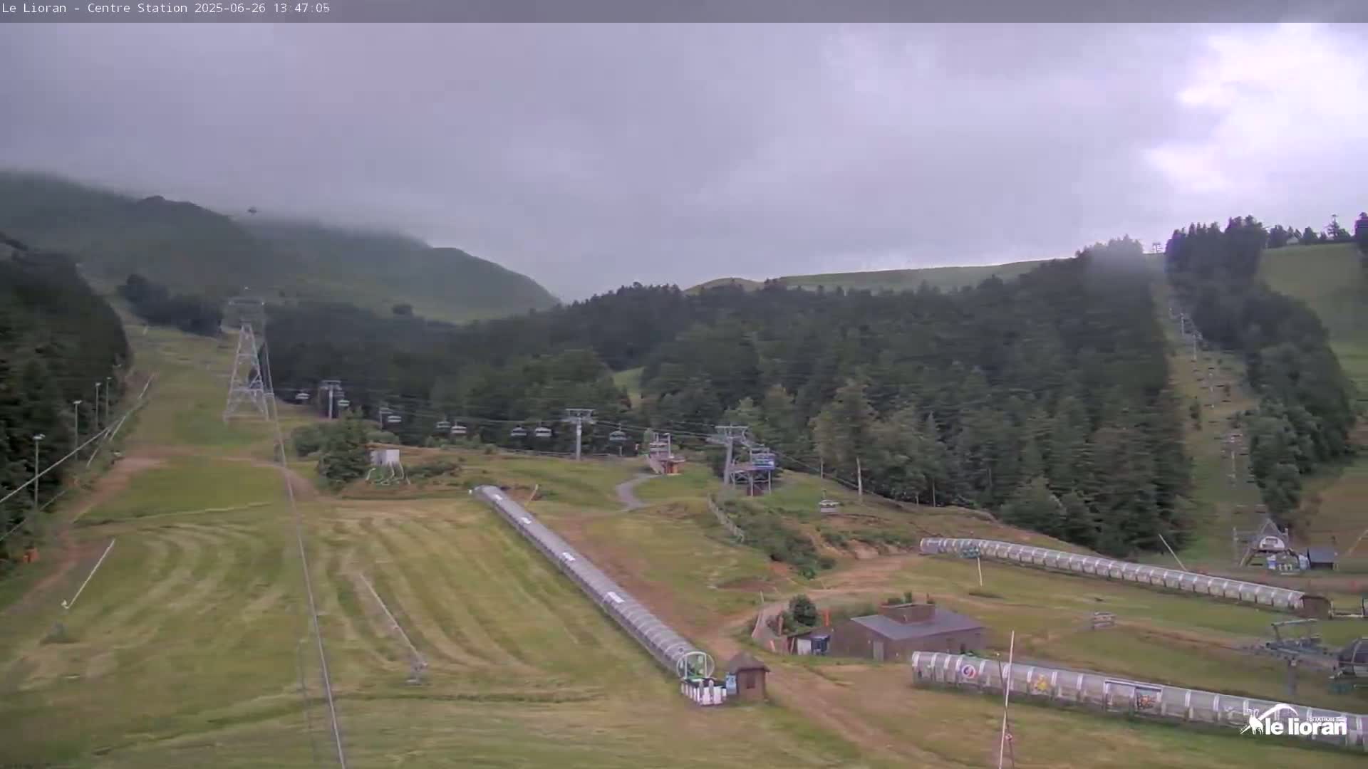 Le Lioran Ski Slopes Live Cam - Laveissiere, Cantal, Auvergne-Rhone-Alpes, France