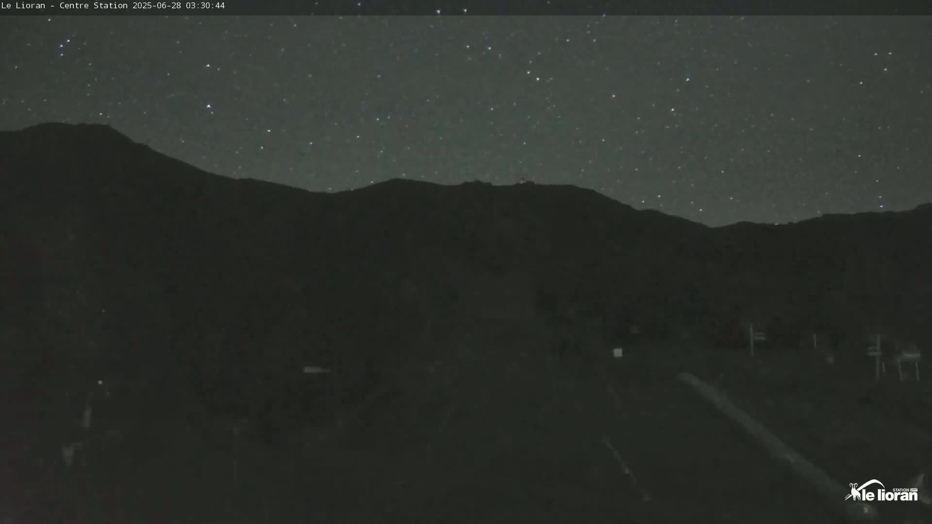 Le Lioran Ski Slopes Live Cam - Laveissiere, Cantal, Auvergne-Rhone-Alpes, France