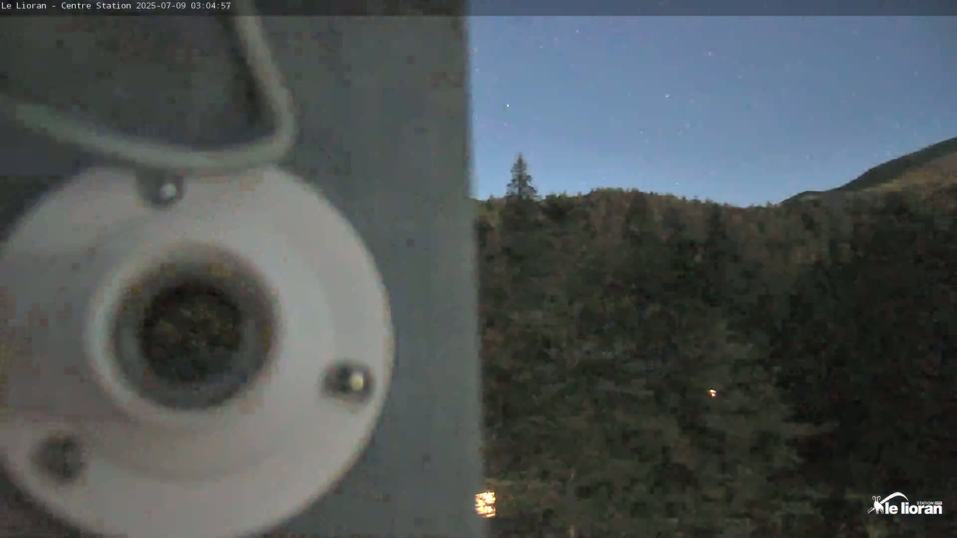 Le Lioran Ski Slopes Live Cam - Laveissiere, Cantal, Auvergne-Rhone-Alpes, France