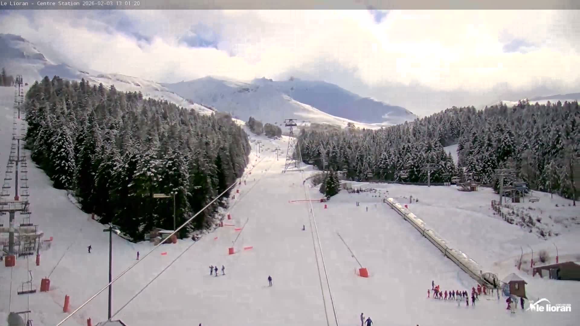 Le Lioran Ski Slopes Live Cam - Laveissiere, Cantal, Auvergne-Rhone-Alpes, France