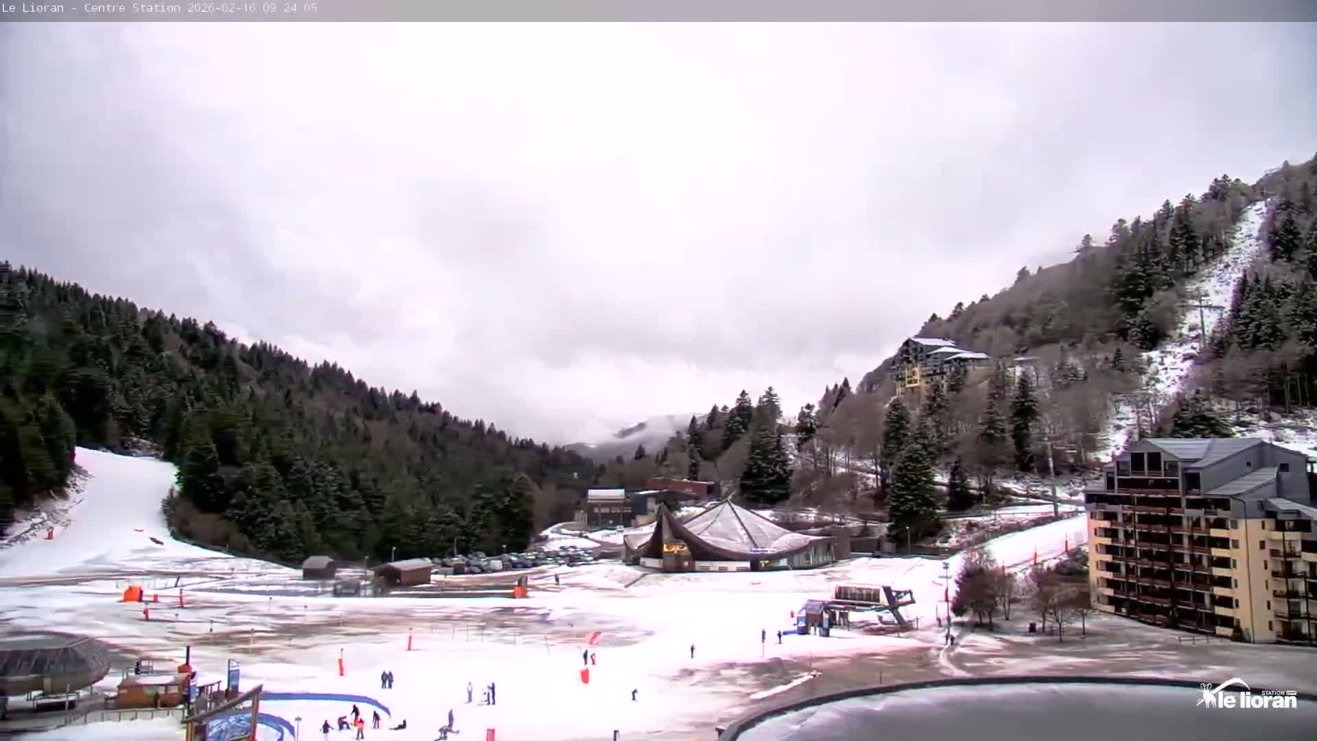 Le Lioran Ski Slopes Live Cam - Laveissiere, Cantal, Auvergne-Rhone-Alpes, France