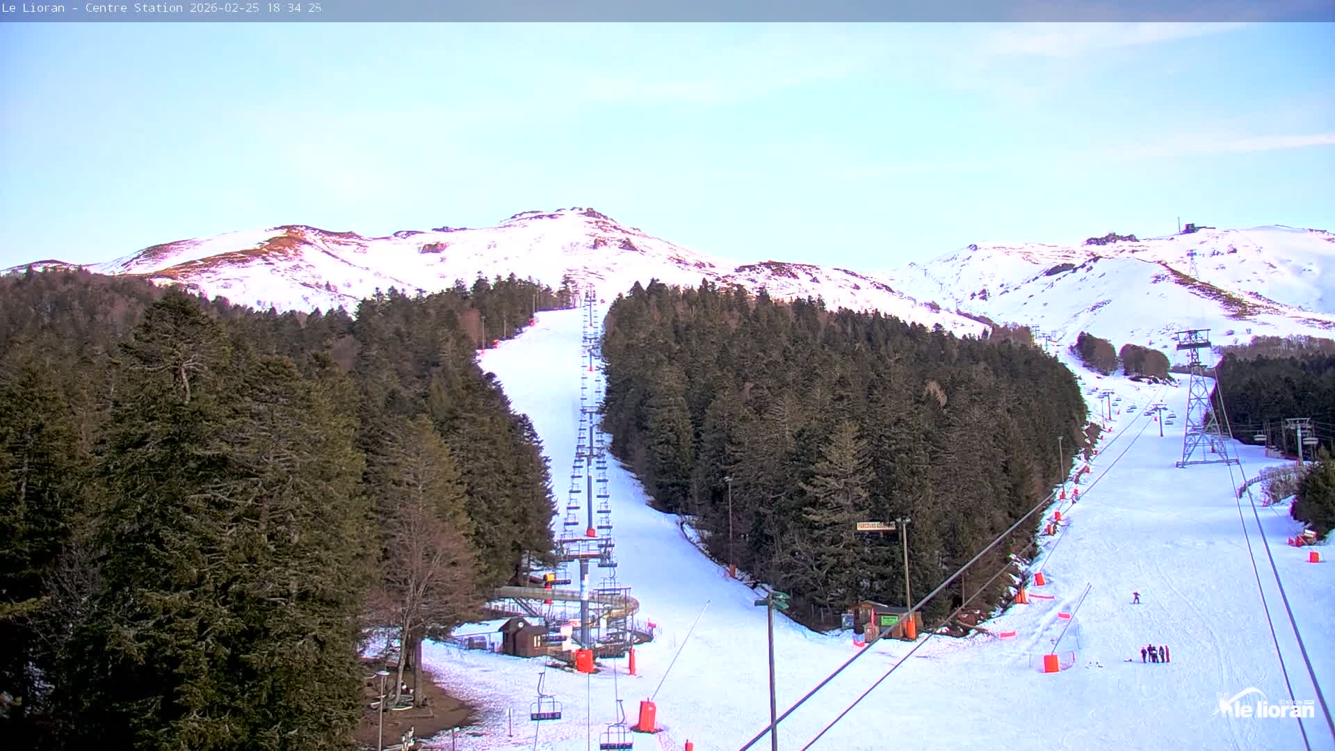 Le Lioran Ski Slopes Live Cam - Laveissiere, Cantal, Auvergne-Rhone-Alpes, France
