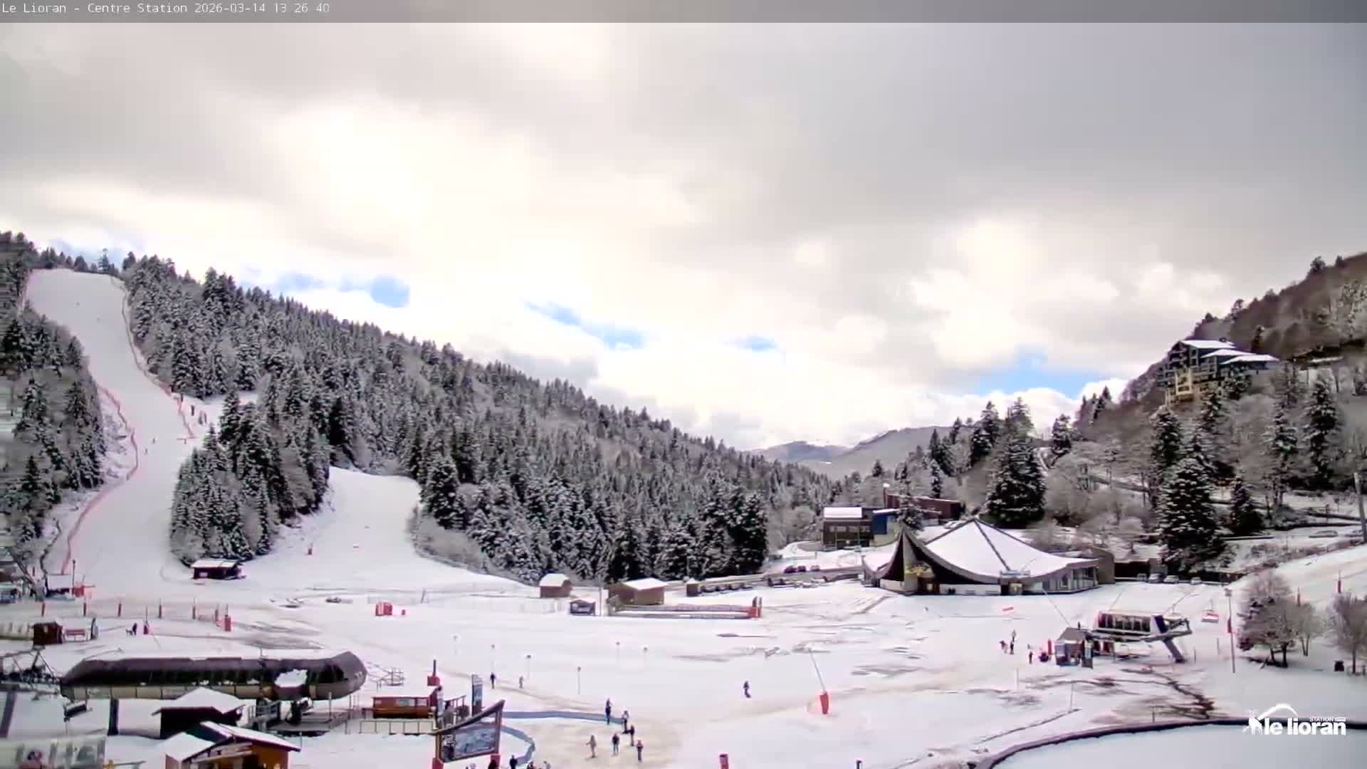 Le Lioran Ski Slopes Live Cam - Laveissiere, Cantal, Auvergne-Rhone-Alpes, France