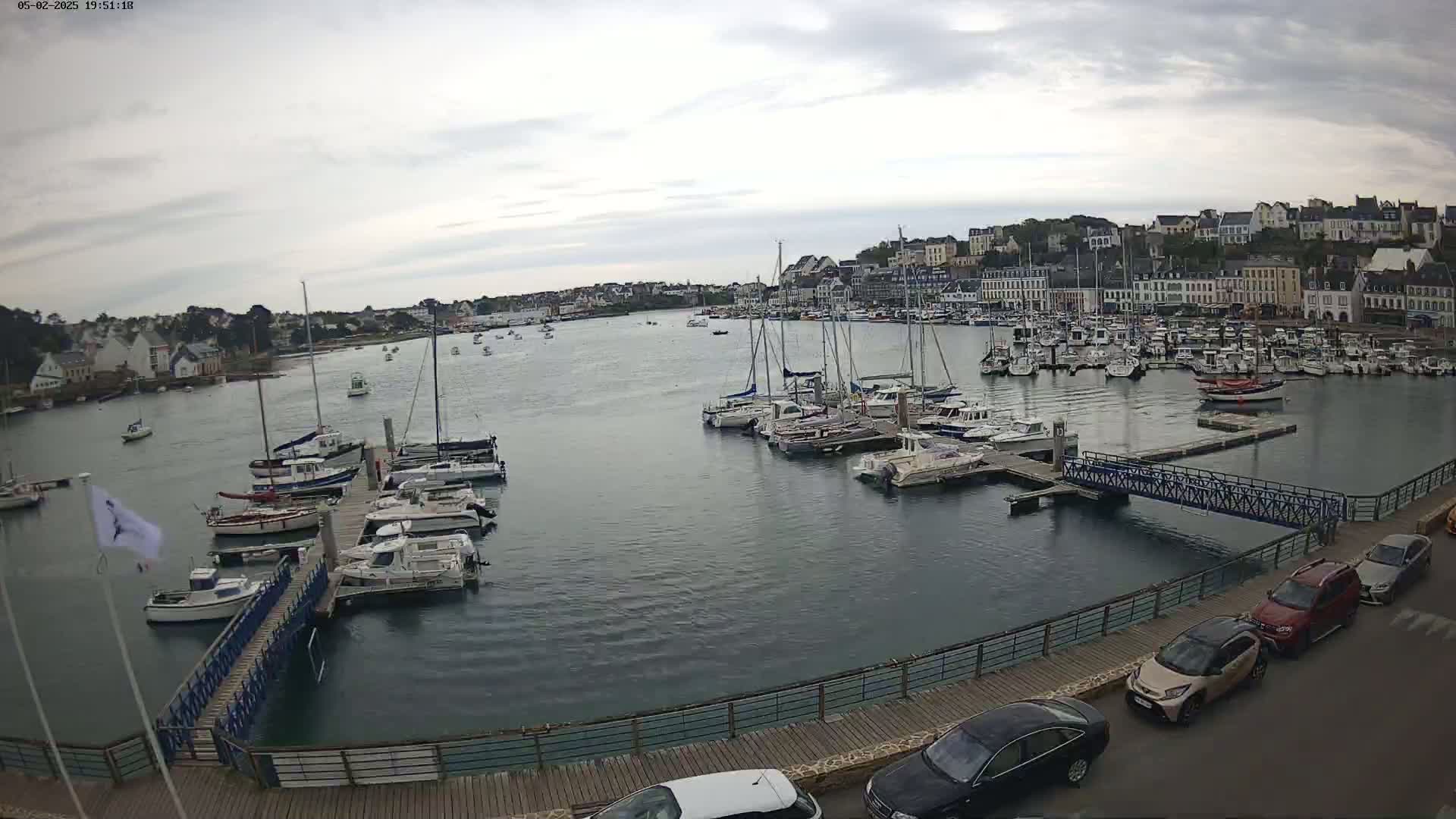 Audierne  Port - Marine  & City View Live Cam - Quimper, Finistere, Bretagne, France