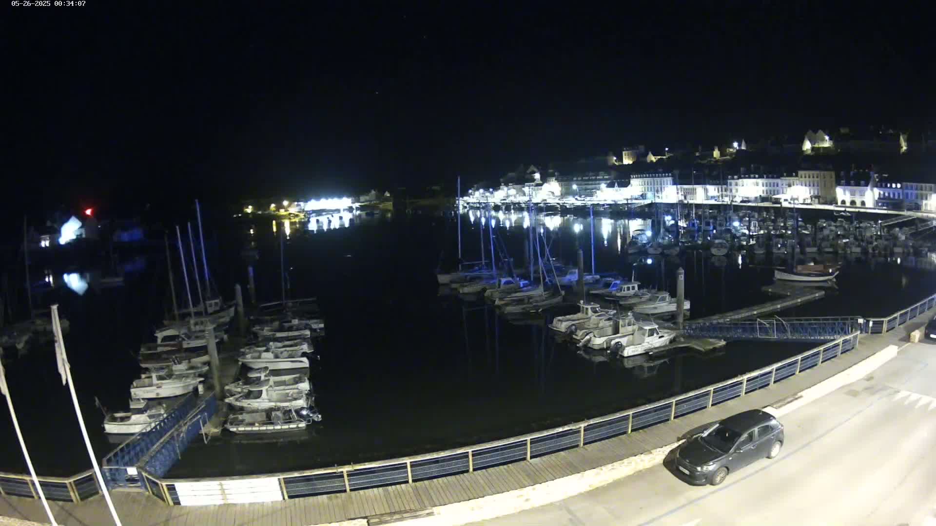 Audierne  Port - Marine  & City View Live Cam - Quimper, Finistere, Bretagne, France