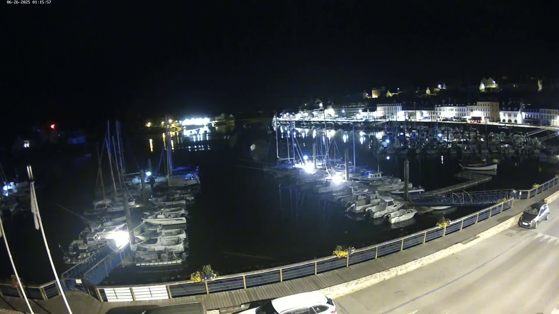 Audierne  Port - Marine  & City View Live Cam - Quimper, Finistere, Bretagne, France