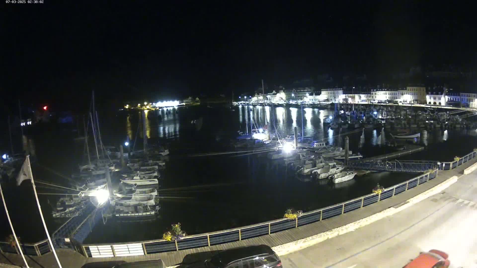 Audierne  Port - Marine  & City View Live Cam - Quimper, Finistere, Bretagne, France