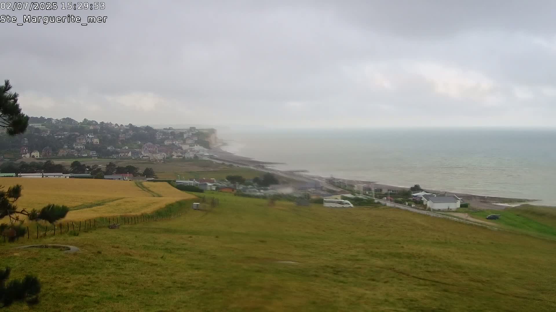 Sainte-Marguerite-sur-Mer City & Coast Skyline Live Cam - Dieppe, Seine-Maritime, Normandie, France 