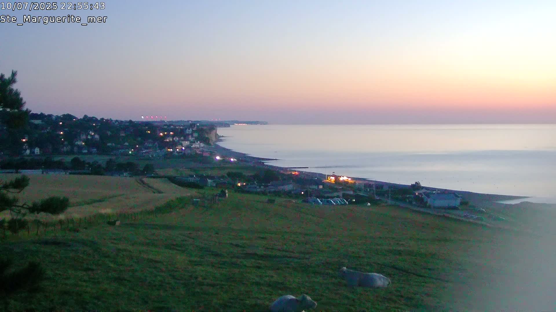 Sainte-Marguerite-sur-Mer City & Coast Skyline Live Cam - Dieppe, Seine-Maritime, Normandie, France 