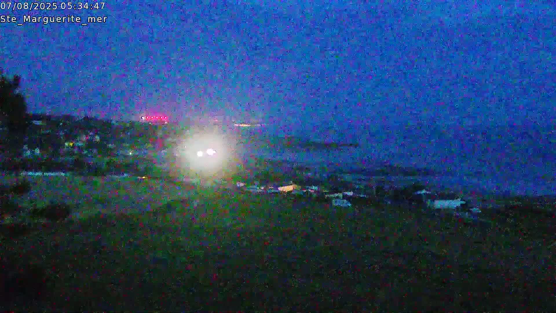 Sainte-Marguerite-sur-Mer City & Coast Skyline Live Cam - Dieppe, Seine-Maritime, Normandie, France 