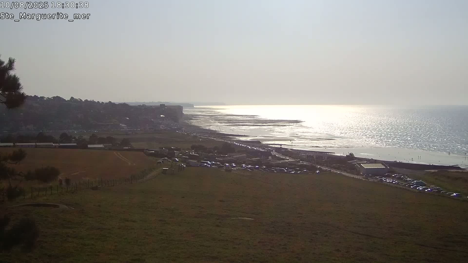 Sainte-Marguerite-sur-Mer City & Coast Skyline Live Cam - Dieppe, Seine-Maritime, Normandie, France 