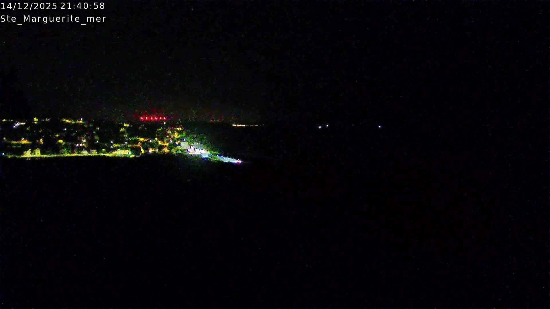 Sainte-Marguerite-sur-Mer City & Coast Skyline Live Cam - Dieppe, Seine-Maritime, Normandie, France 