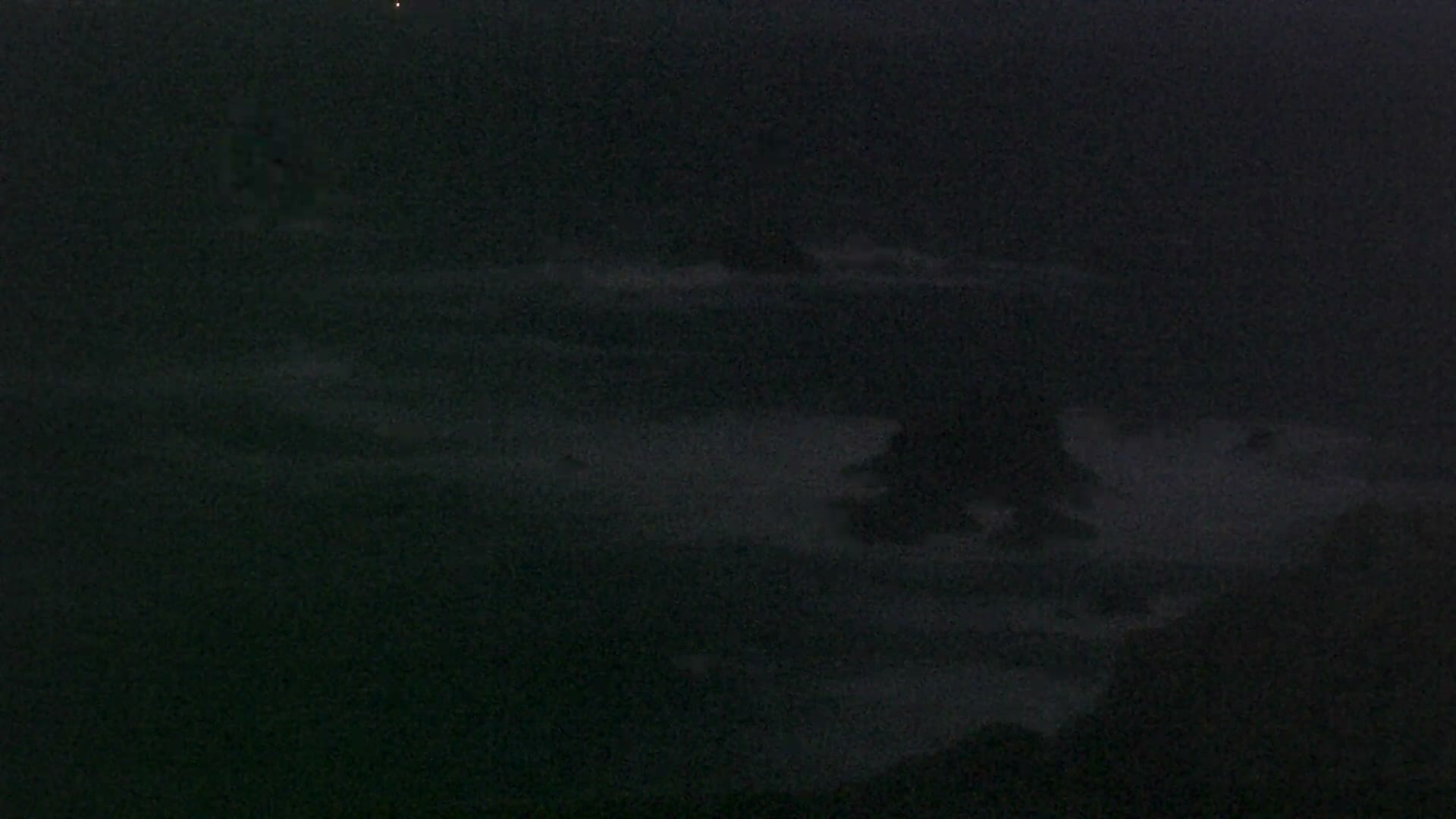 Pointe du Raz & Notre-Dame des Naufrages Statue Live Cam - Quimper, Finistère, Bretagne, France