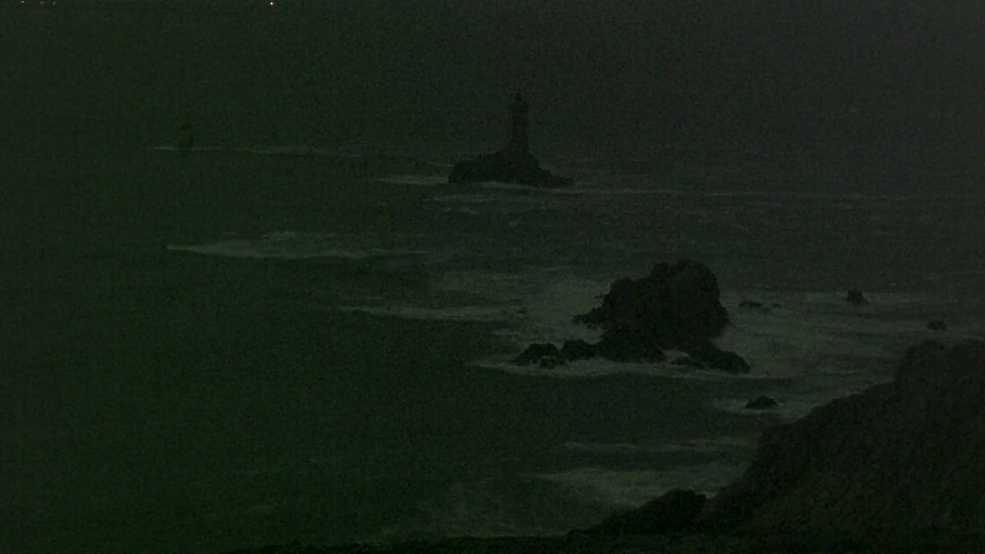 Pointe du Raz & Notre-Dame des Naufrages Statue Live Cam - Quimper, Finistère, Bretagne, France