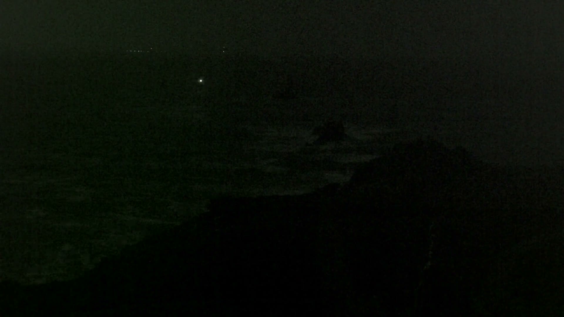 Pointe du Raz & Notre-Dame des Naufrages Statue Live Cam - Quimper, Finistère, Bretagne, France