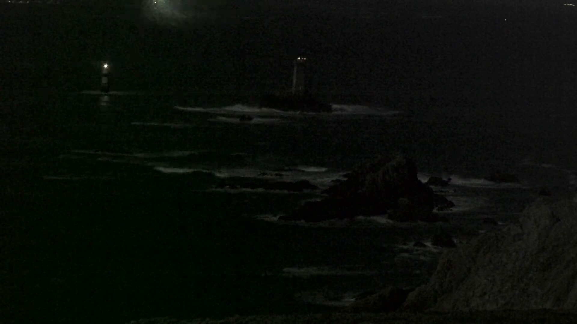 Pointe du Raz & Notre-Dame des Naufrages Statue Live Cam - Quimper, Finistère, Bretagne, France