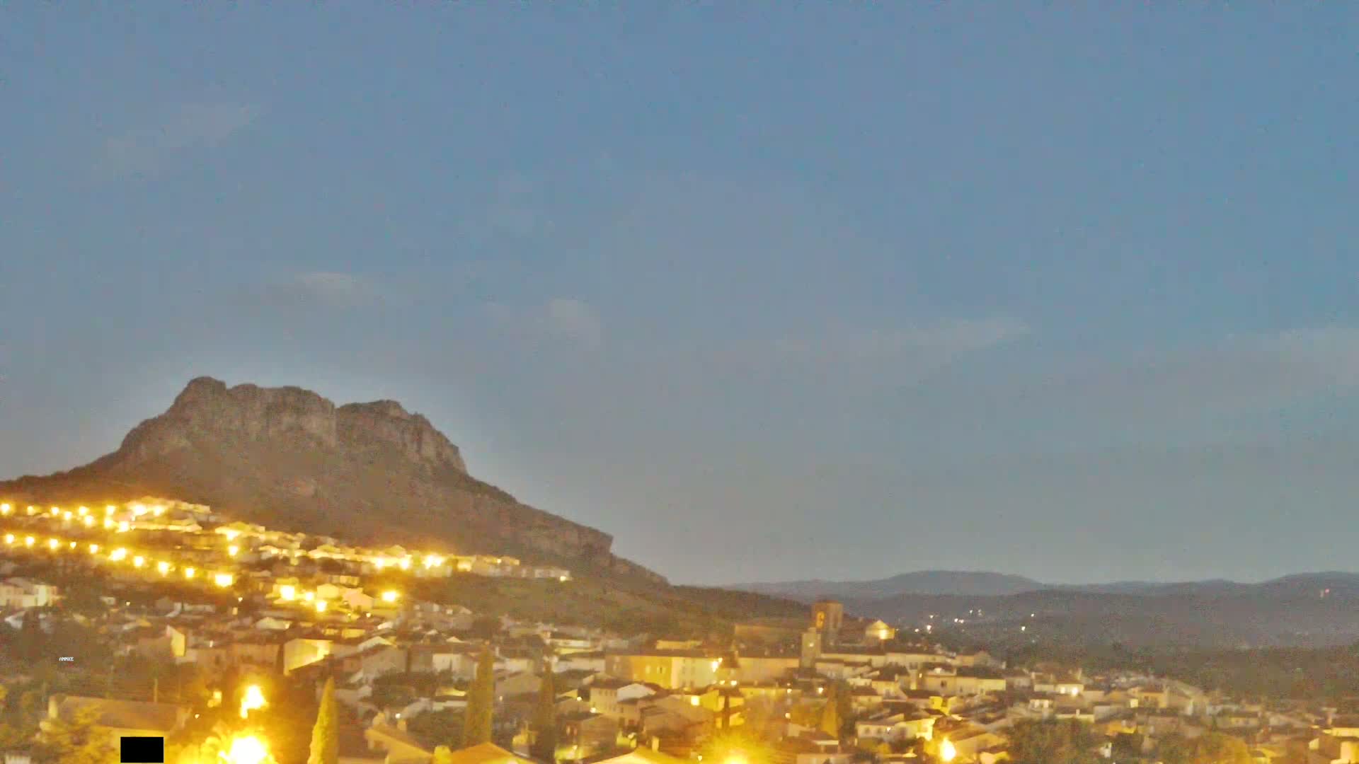 Roquebrune-sur-Argens City View Live Cam - Draguignan, Var, Provence-Alpes-Cote d’Azur, France