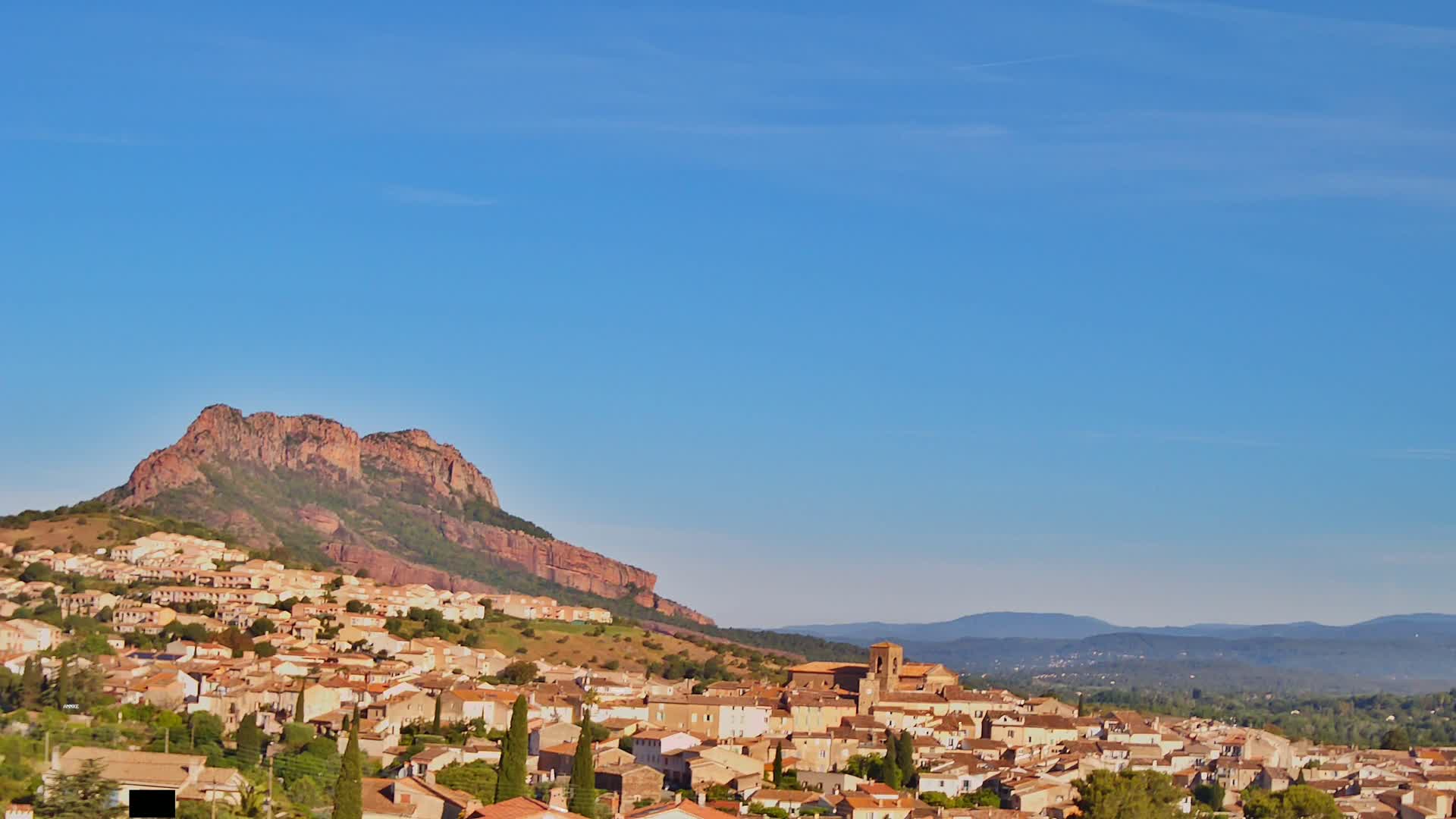Roquebrune-sur-Argens City View Live Cam - Draguignan, Var, Provence-Alpes-Cote d’Azur, France