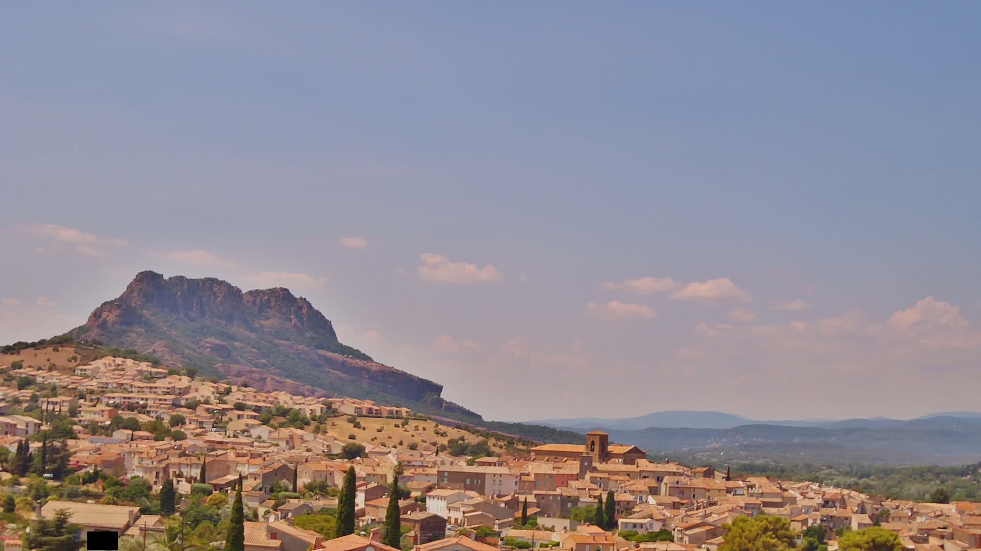 Roquebrune-sur-Argens City View Live Cam - Draguignan, Var, Provence-Alpes-Cote d’Azur, France