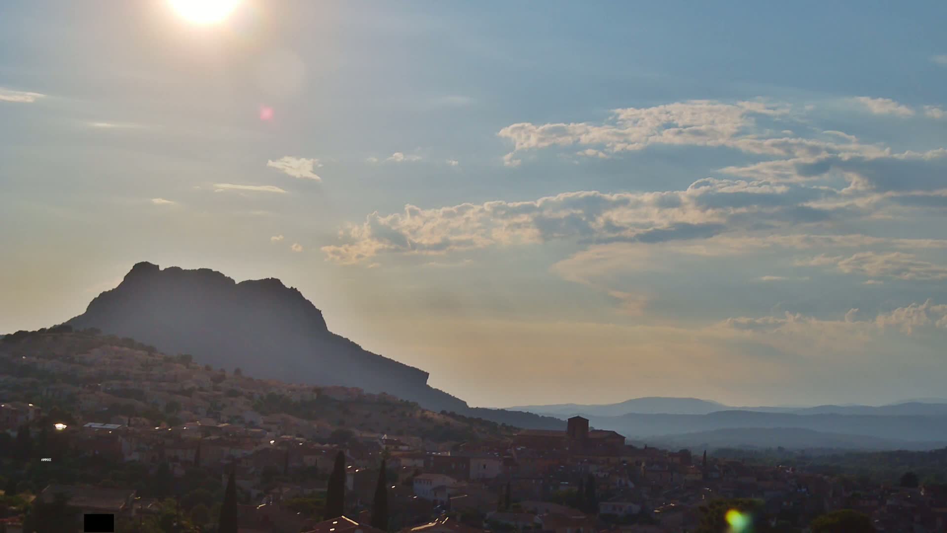 Roquebrune-sur-Argens City View Live Cam - Draguignan, Var, Provence-Alpes-Cote d’Azur, France