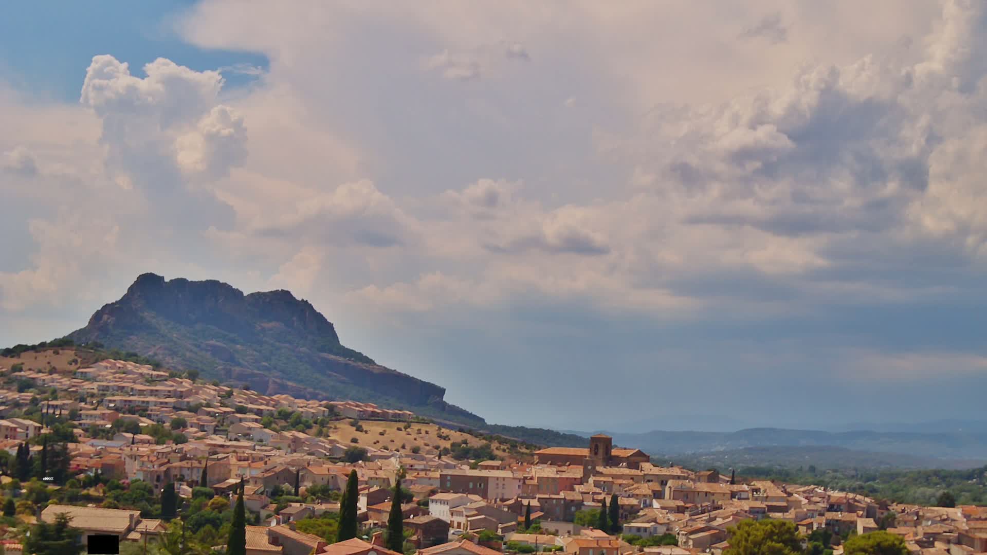 Roquebrune-sur-Argens City View Live Cam - Draguignan, Var, Provence-Alpes-Cote d’Azur, France