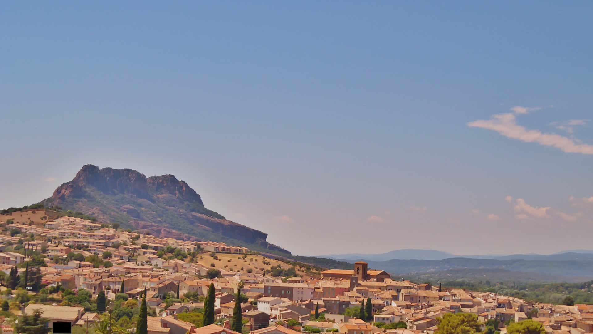 Roquebrune-sur-Argens City View Live Cam - Draguignan, Var, Provence-Alpes-Cote d’Azur, France
