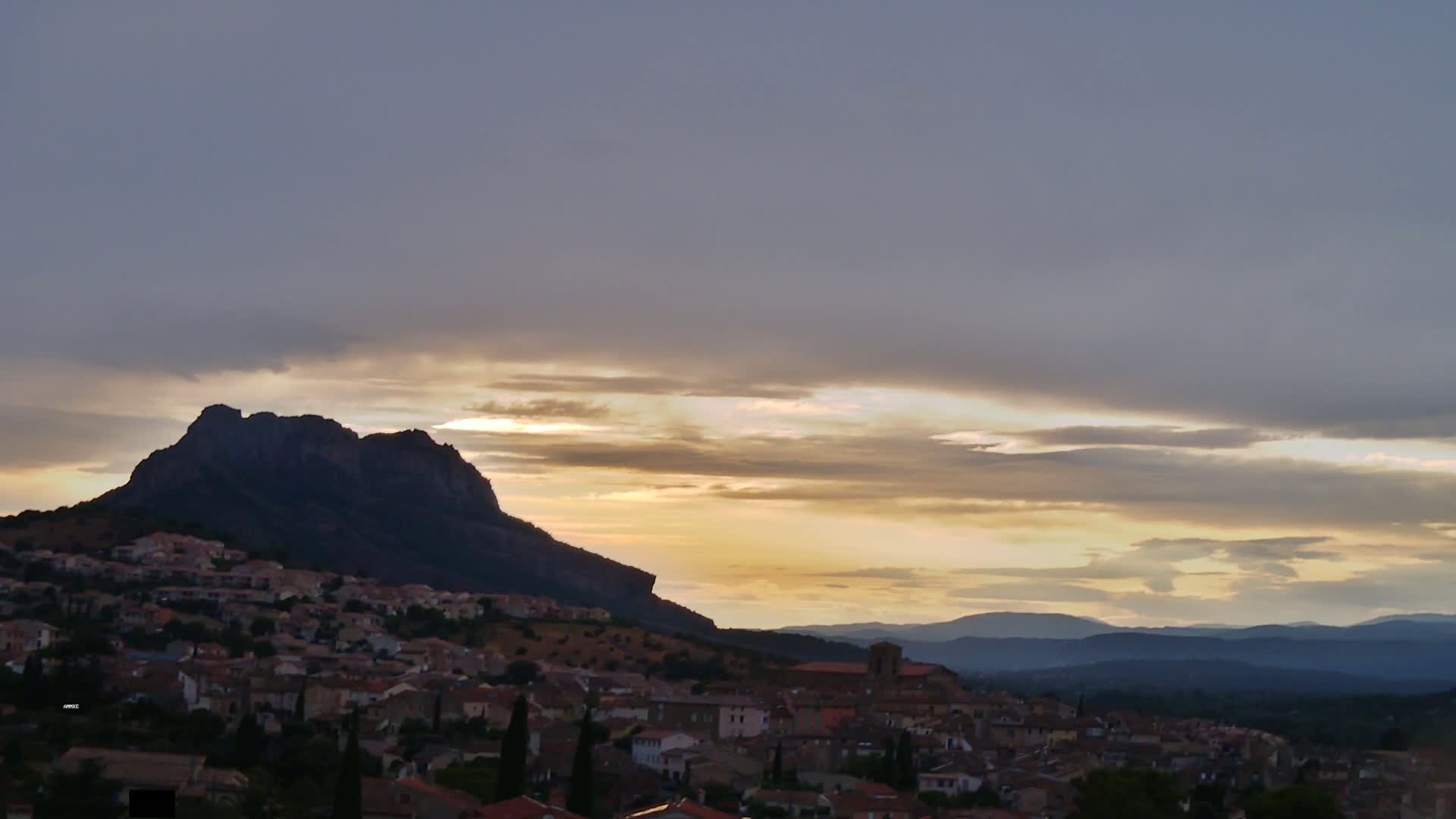 Roquebrune-sur-Argens City View Live Cam - Draguignan, Var, Provence-Alpes-Cote d’Azur, France