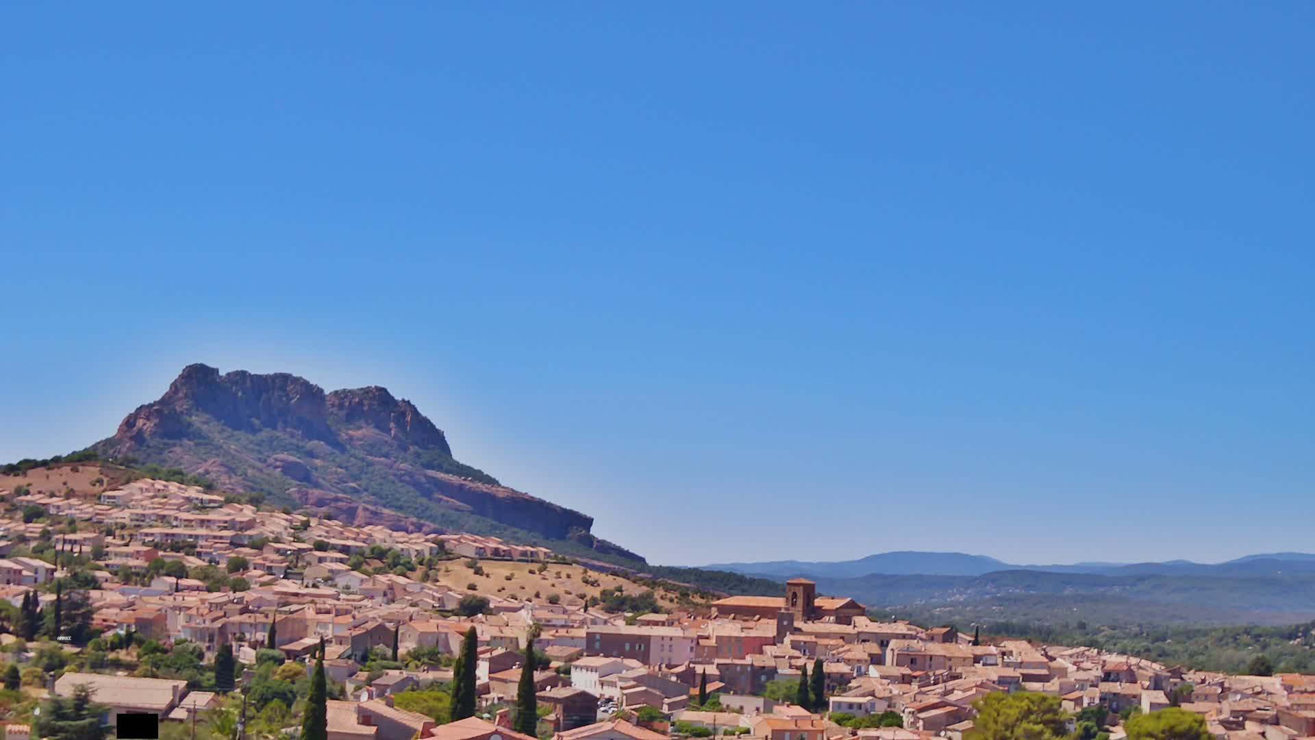 Roquebrune-sur-Argens City View Live Cam - Draguignan, Var, Provence-Alpes-Cote d’Azur, France