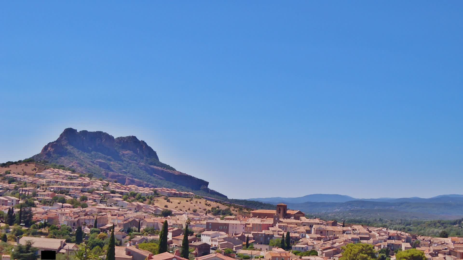 Roquebrune-sur-Argens City View Live Cam - Draguignan, Var, Provence-Alpes-Cote d’Azur, France