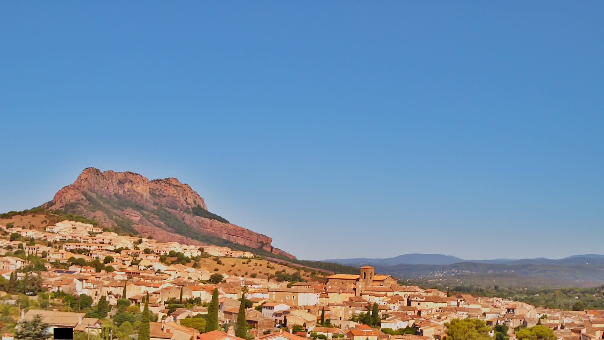 Roquebrune-sur-Argens City View Live Cam - Draguignan, Var, Provence-Alpes-Cote d’Azur, France