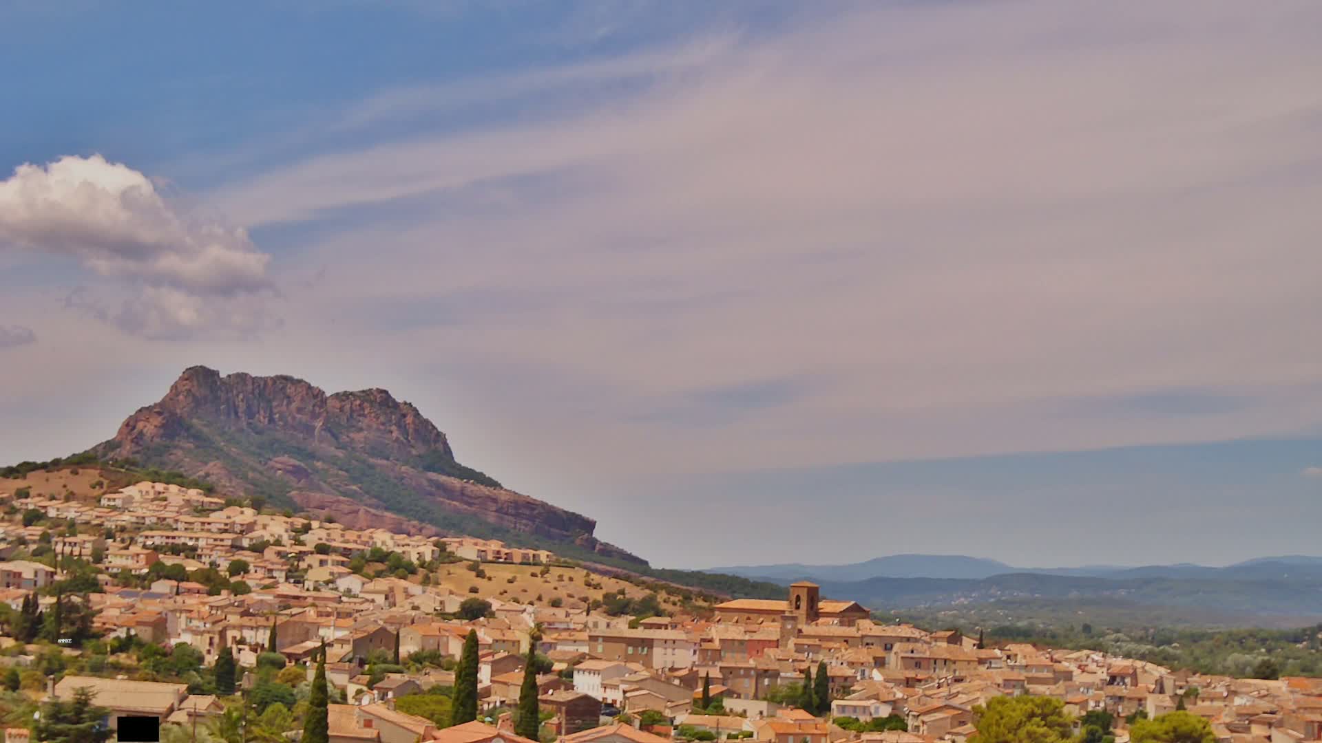 Roquebrune-sur-Argens City View Live Cam - Draguignan, Var, Provence-Alpes-Cote d’Azur, France