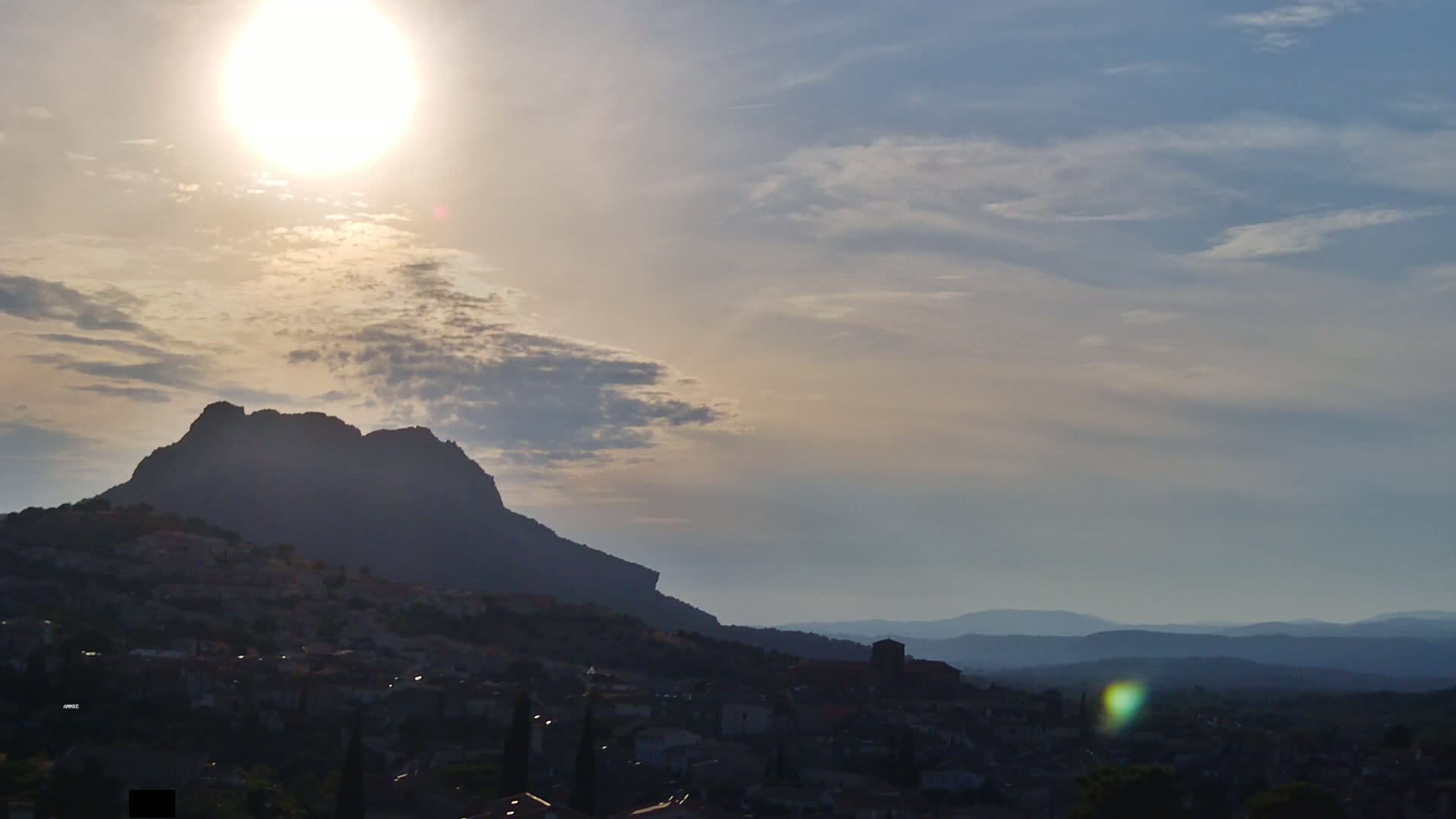Roquebrune-sur-Argens City View Live Cam - Draguignan, Var, Provence-Alpes-Cote d’Azur, France