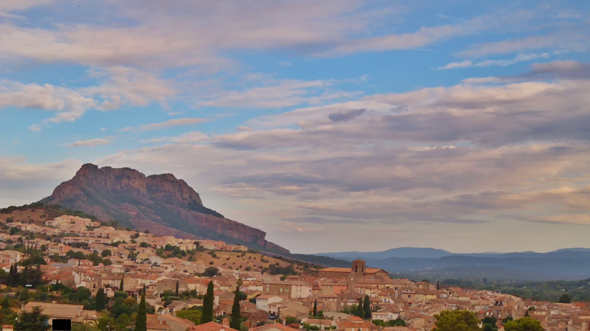 Roquebrune-sur-Argens City View Live Cam - Draguignan, Var, Provence-Alpes-Cote d’Azur, France