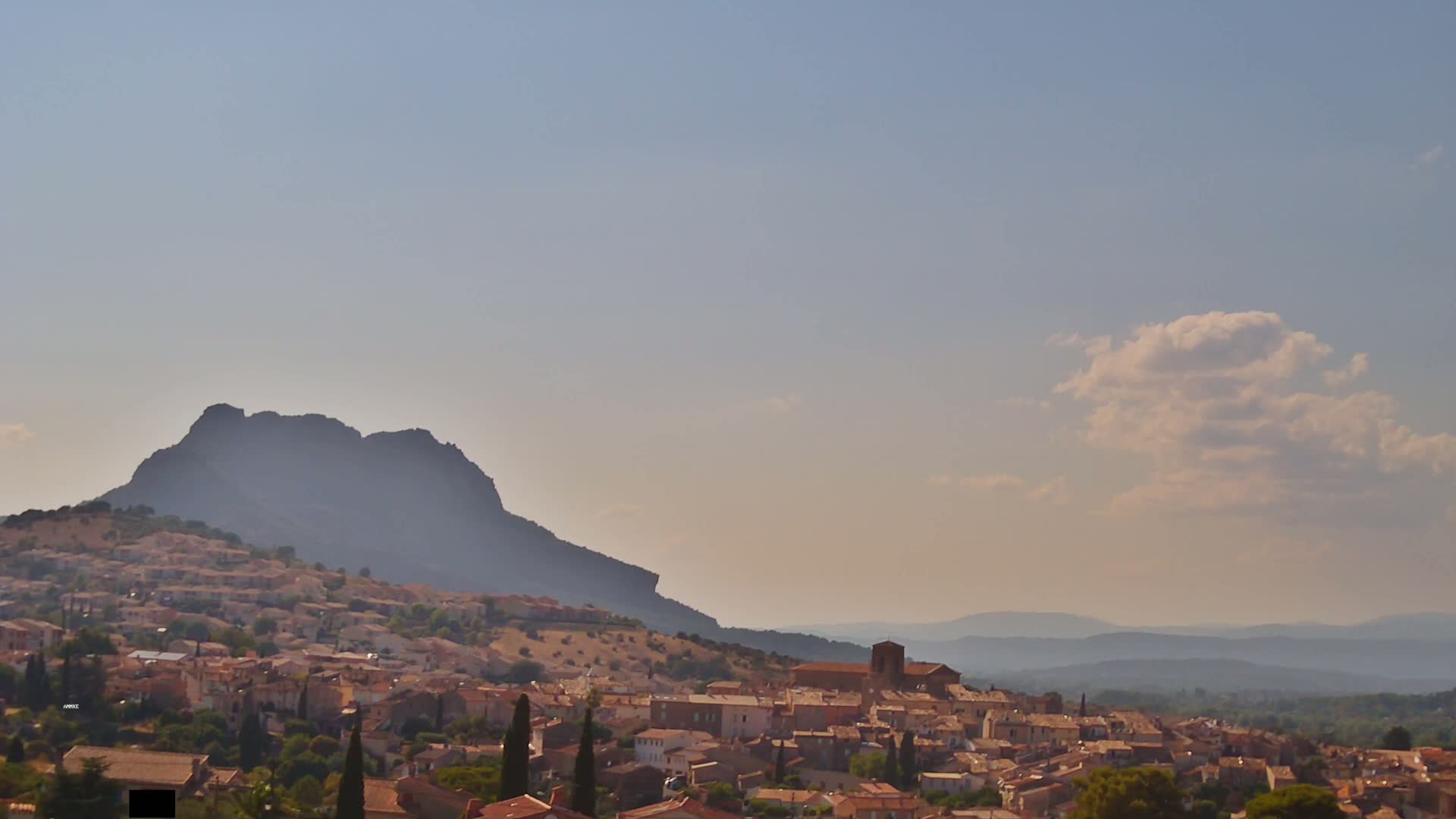 Roquebrune-sur-Argens City View Live Cam - Draguignan, Var, Provence-Alpes-Cote d’Azur, France