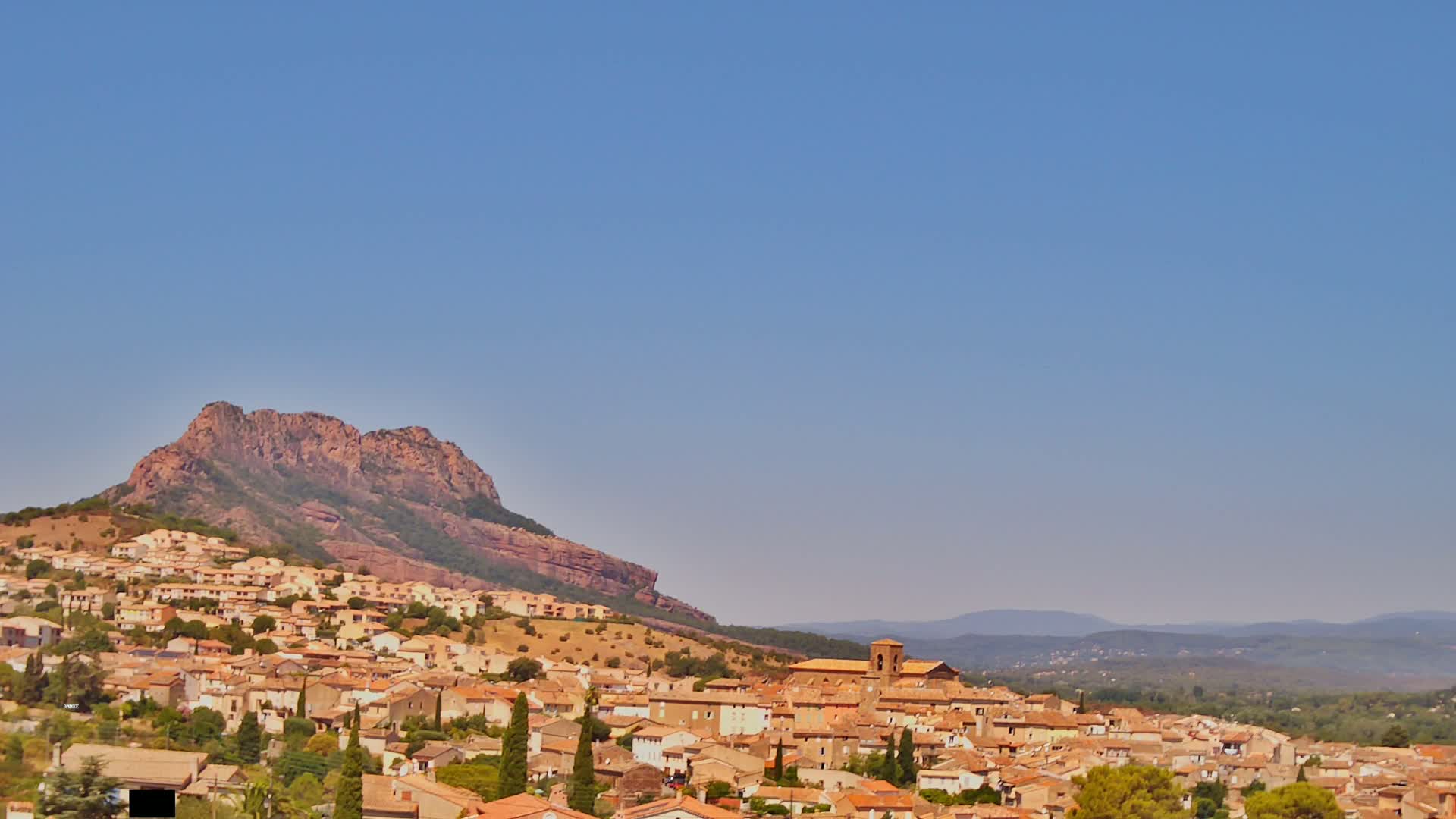 Roquebrune-sur-Argens City View Live Cam - Draguignan, Var, Provence-Alpes-Cote d’Azur, France
