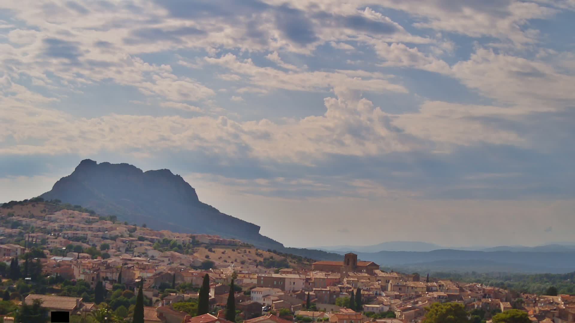 Roquebrune-sur-Argens City View Live Cam - Draguignan, Var, Provence-Alpes-Cote d’Azur, France
