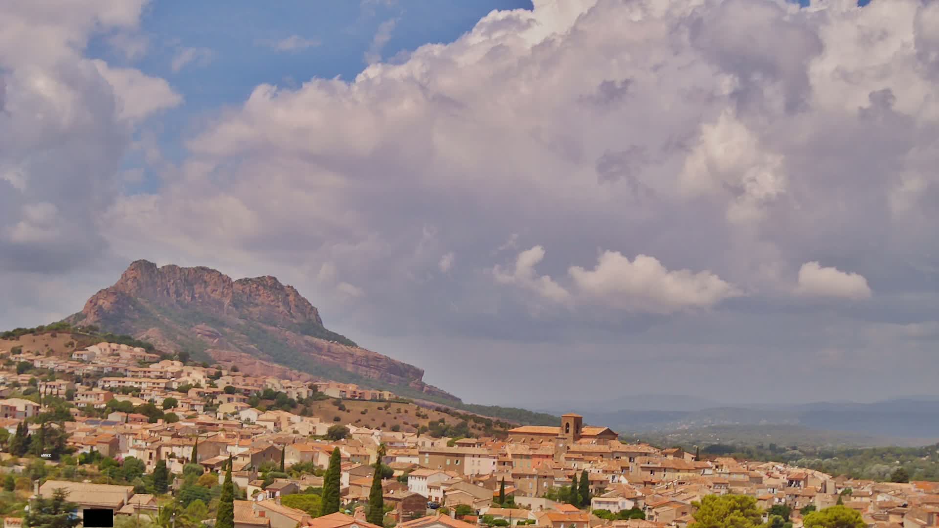 Roquebrune-sur-Argens City View Live Cam - Draguignan, Var, Provence-Alpes-Cote d’Azur, France