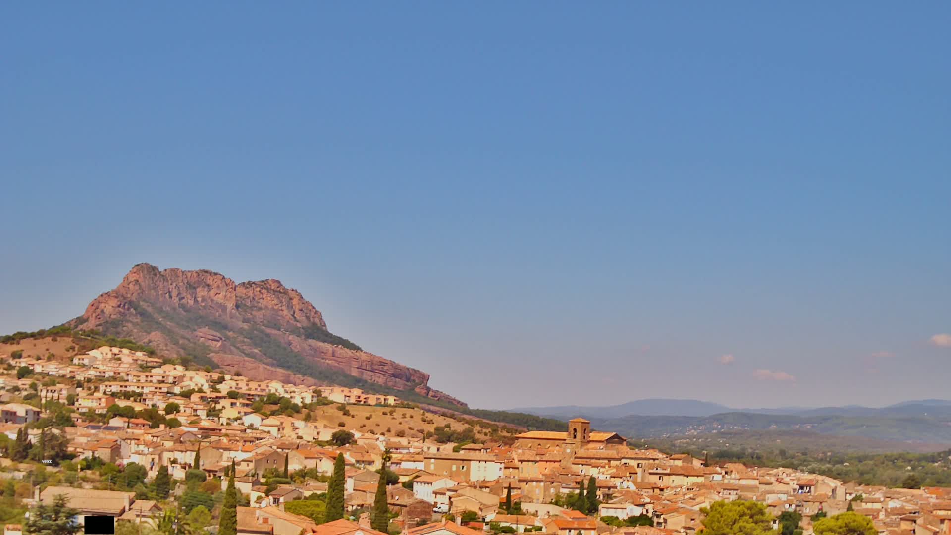 Roquebrune-sur-Argens City View Live Cam - Draguignan, Var, Provence-Alpes-Cote d’Azur, France
