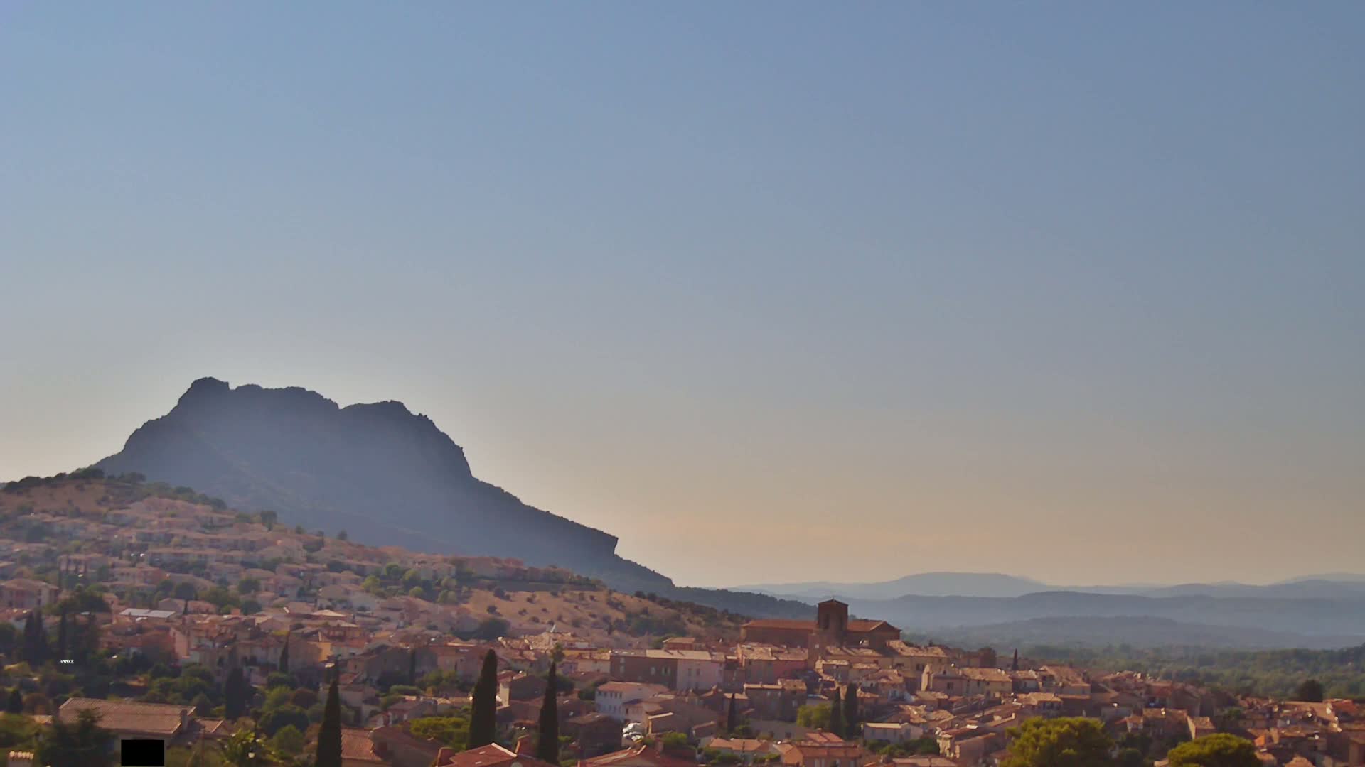 Roquebrune-sur-Argens City View Live Cam - Draguignan, Var, Provence-Alpes-Cote d’Azur, France