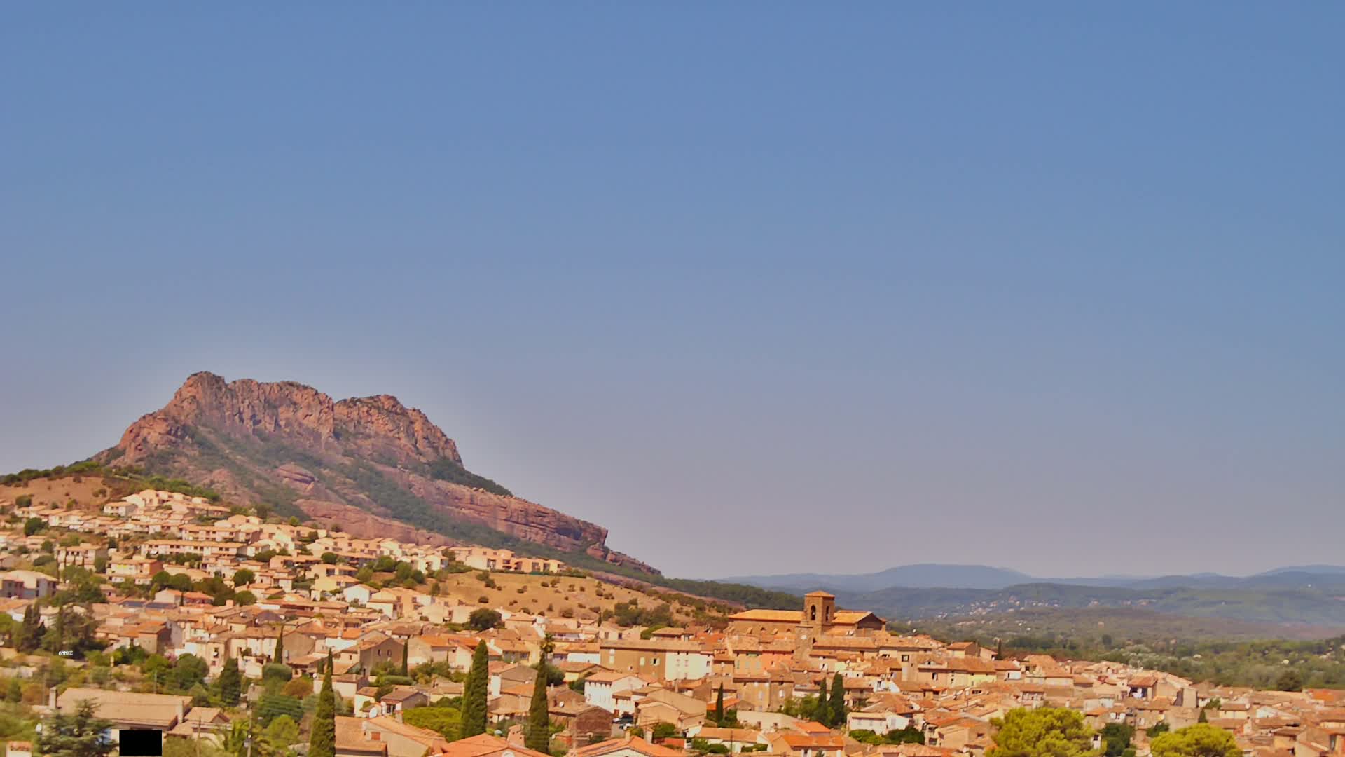Roquebrune-sur-Argens City View Live Cam - Draguignan, Var, Provence-Alpes-Cote d’Azur, France