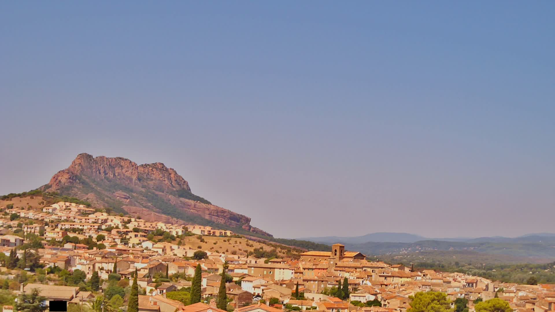 Roquebrune-sur-Argens City View Live Cam - Draguignan, Var, Provence-Alpes-Cote d’Azur, France