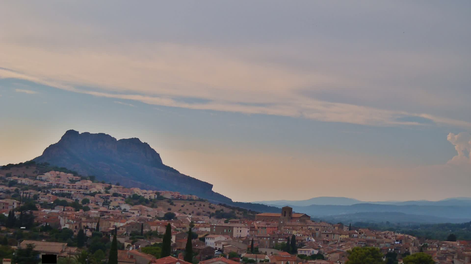 Roquebrune-sur-Argens City View Live Cam - Draguignan, Var, Provence-Alpes-Cote d’Azur, France