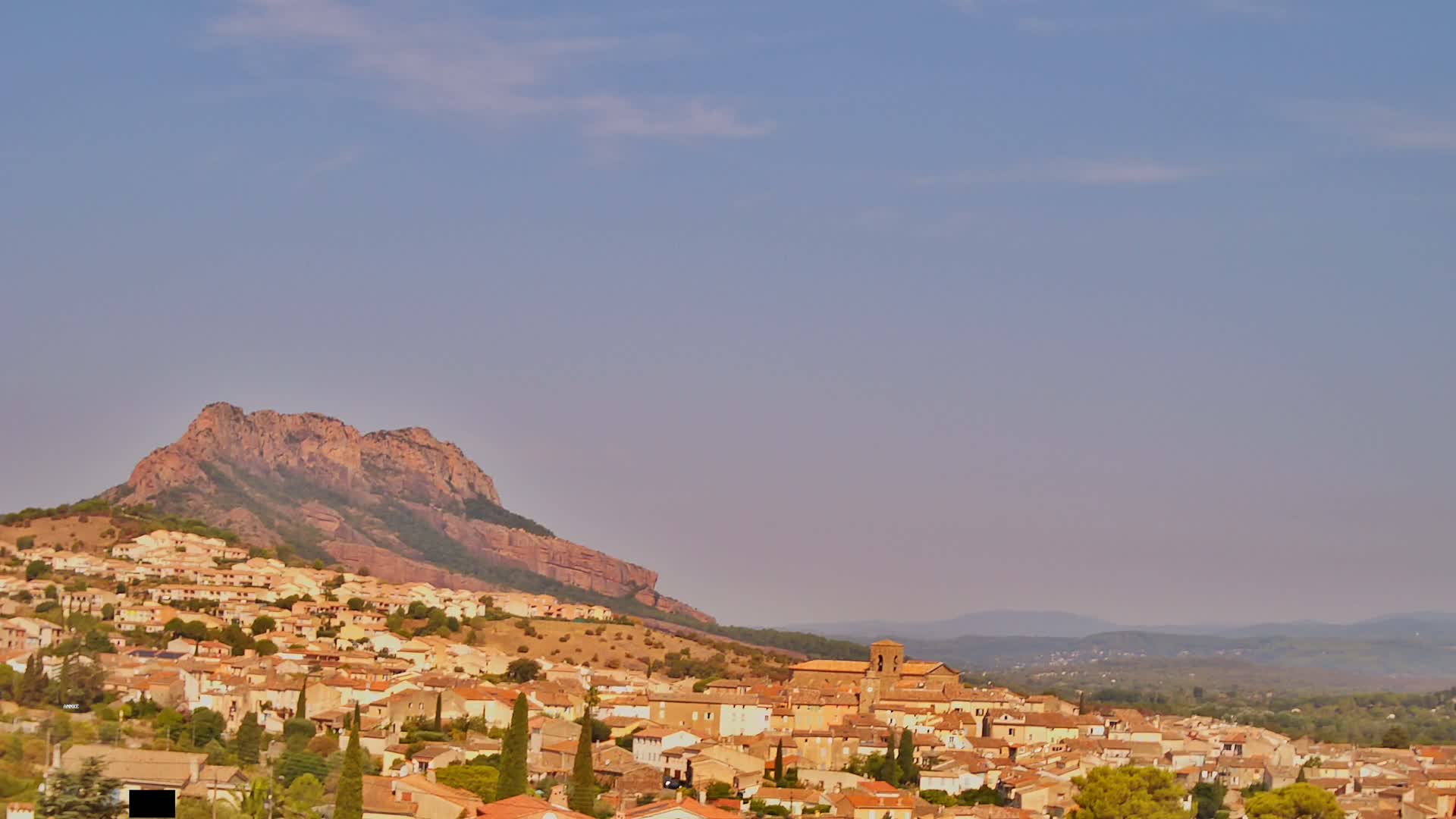 Roquebrune-sur-Argens City View Live Cam - Draguignan, Var, Provence-Alpes-Cote d’Azur, France