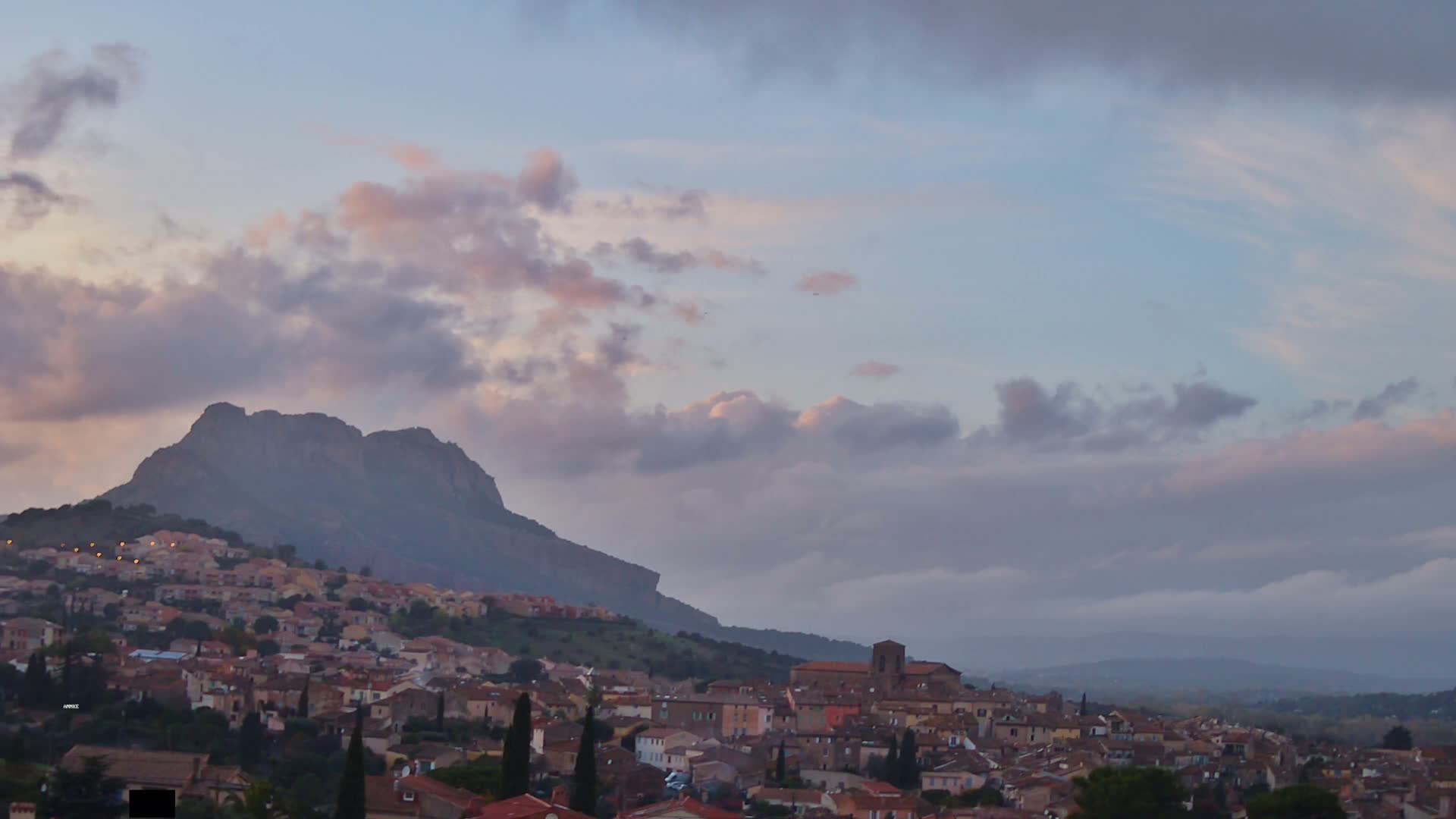 Roquebrune-sur-Argens City View Live Cam - Draguignan, Var, Provence-Alpes-Cote d’Azur, France