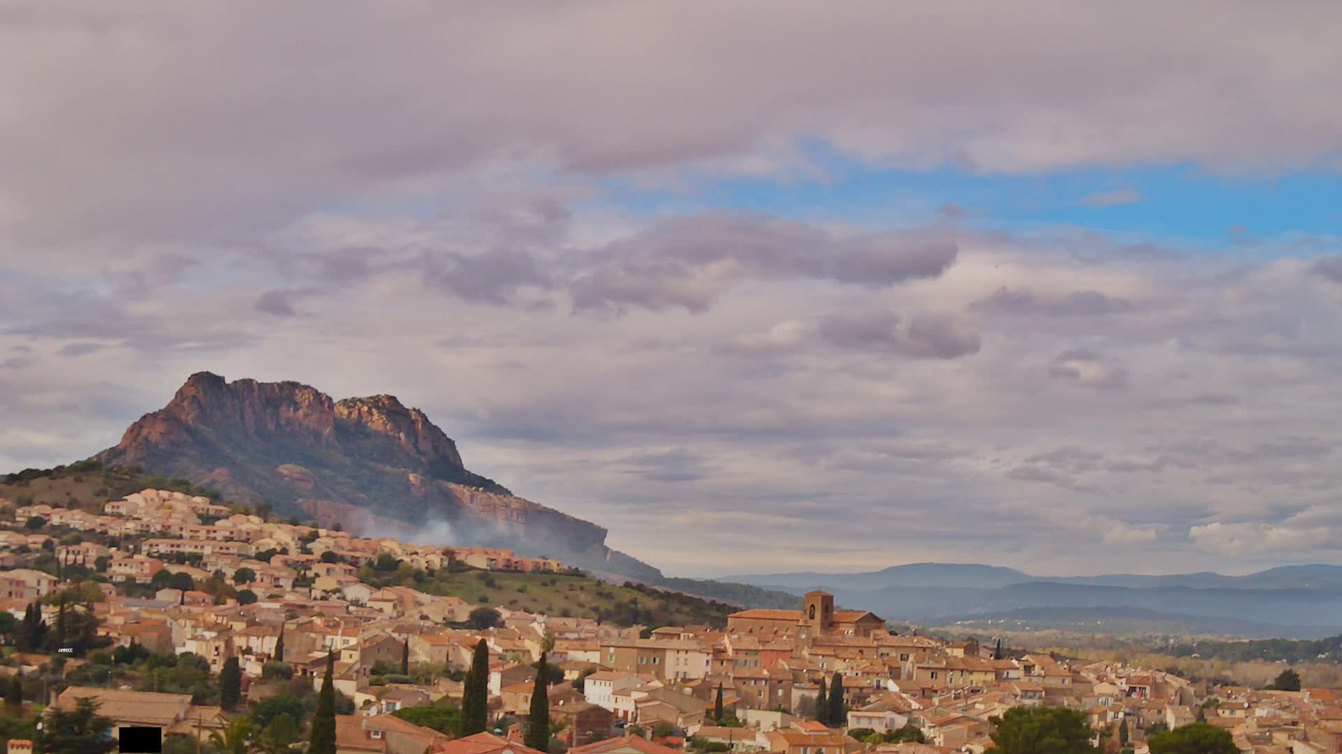 Roquebrune-sur-Argens City View Live Cam - Draguignan, Var, Provence-Alpes-Cote d’Azur, France