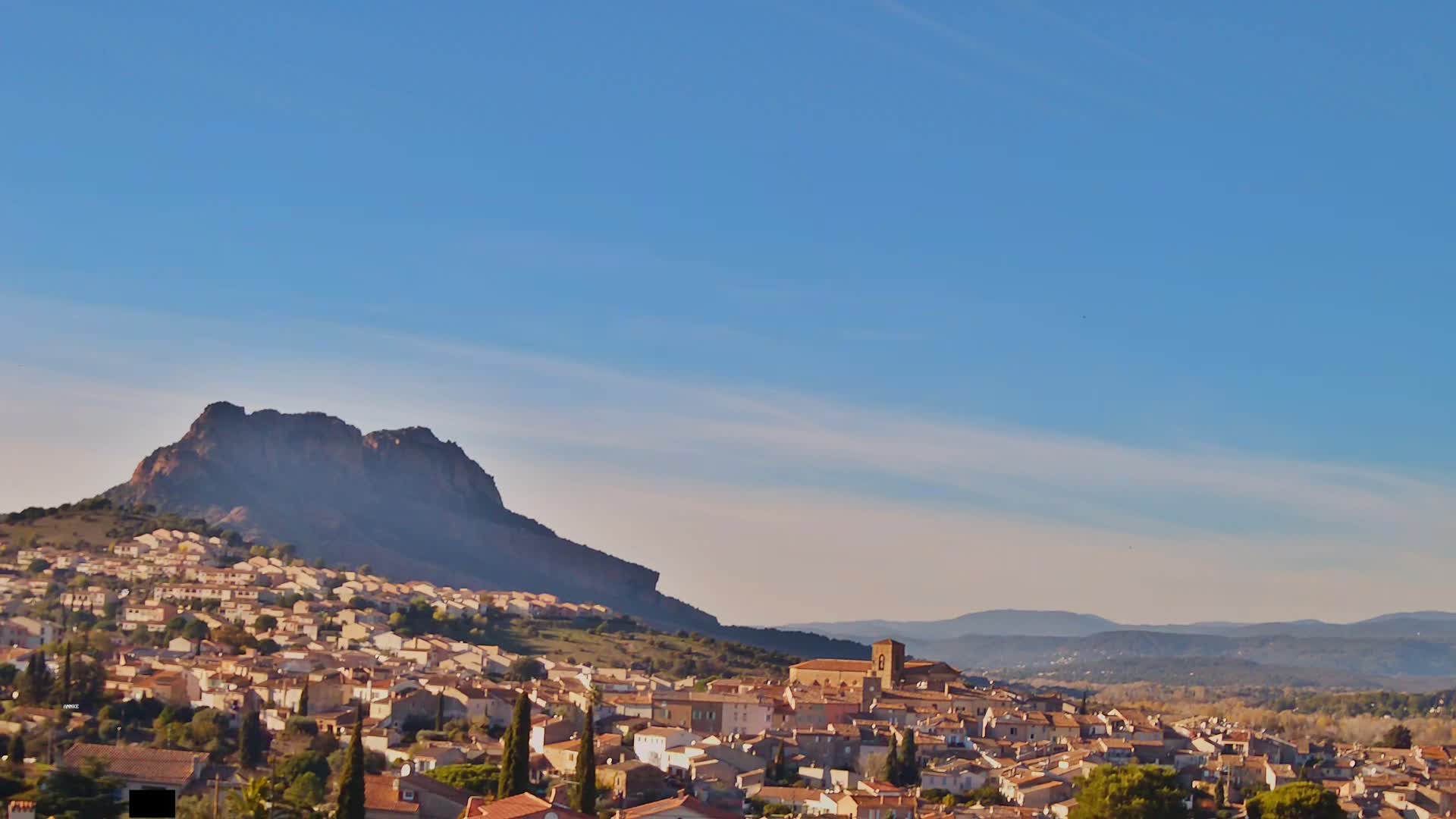 Roquebrune-sur-Argens City View Live Cam - Draguignan, Var, Provence-Alpes-Cote d’Azur, France