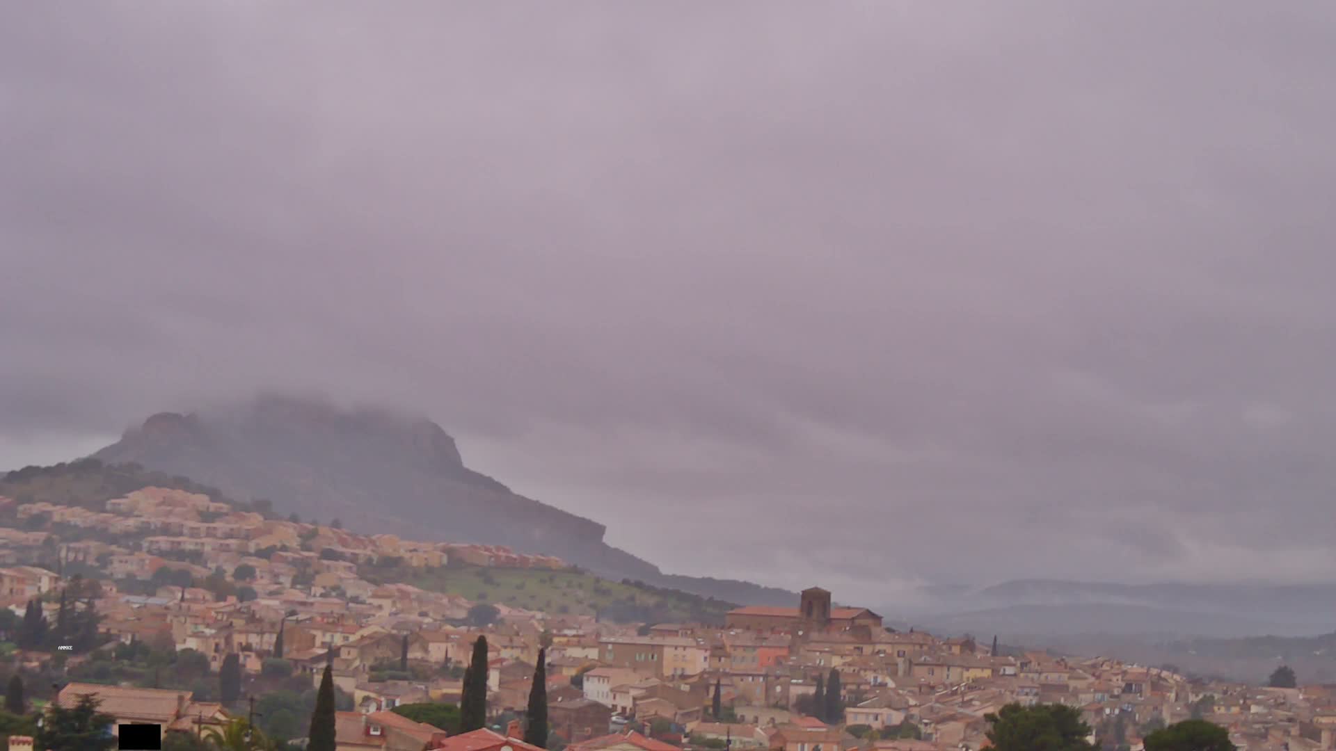 Roquebrune-sur-Argens City View Live Cam - Draguignan, Var, Provence-Alpes-Cote d’Azur, France